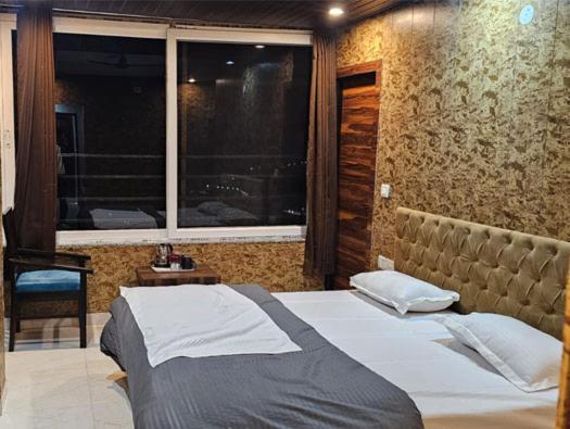 Hotel Mussoorie Gold Mary Екстериор снимка